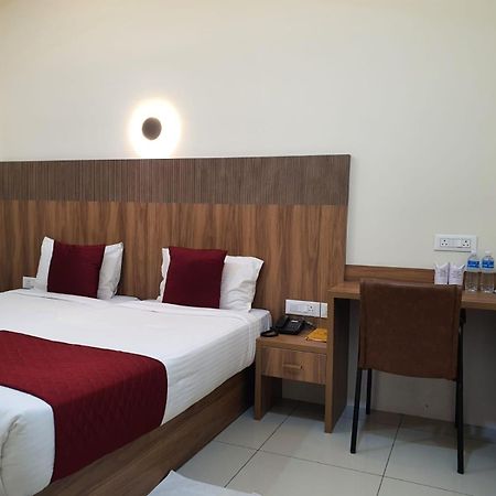 Hotel Deepakam Inn Palakkad Εξωτερικό φωτογραφία