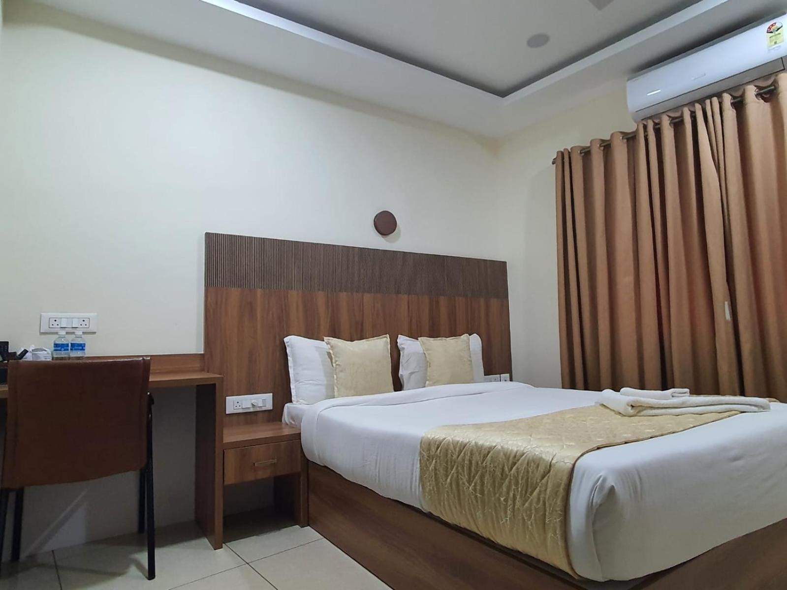 Hotel Deepakam Inn Palakkad Εξωτερικό φωτογραφία