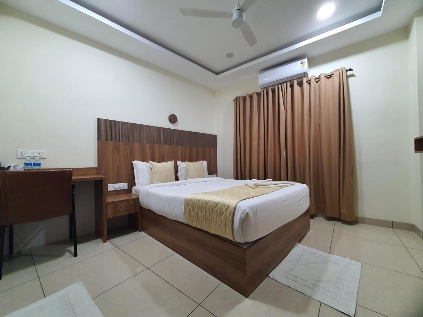 Hotel Deepakam Inn Palakkad Εξωτερικό φωτογραφία