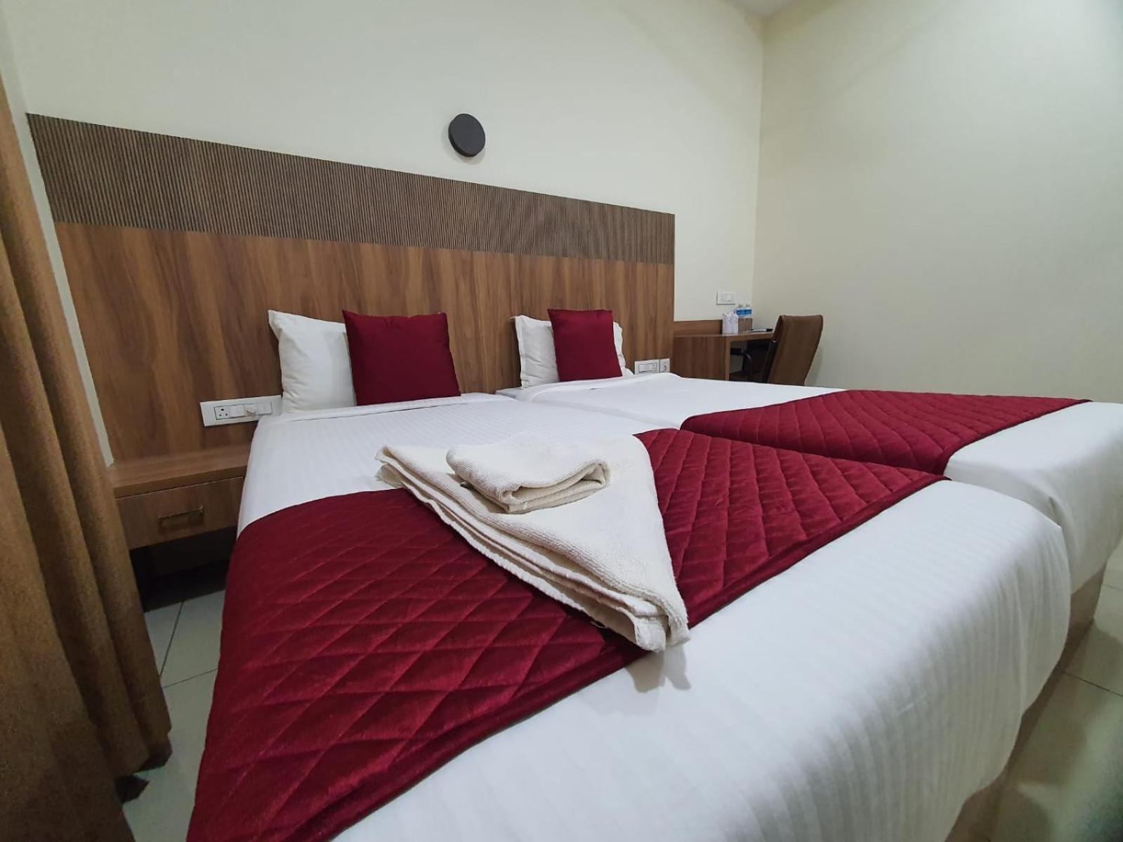 Hotel Deepakam Inn Palakkad Εξωτερικό φωτογραφία