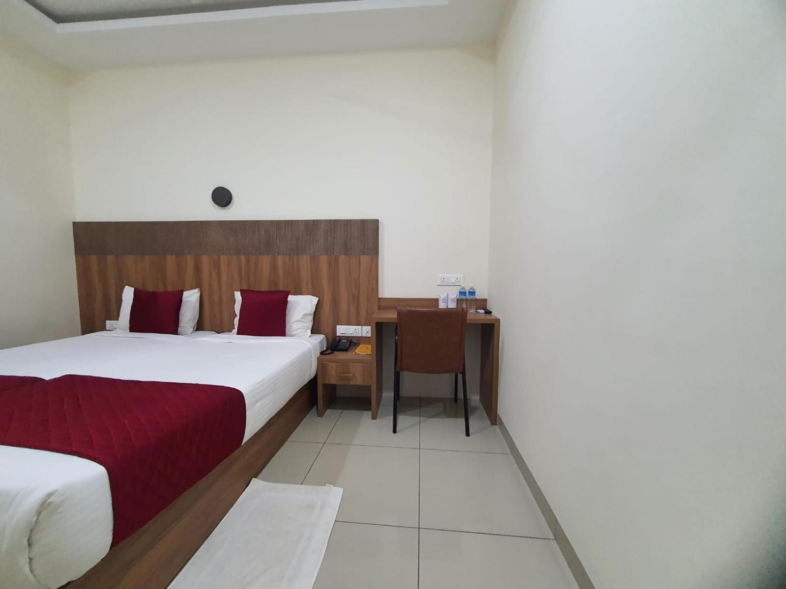 Hotel Deepakam Inn Palakkad Εξωτερικό φωτογραφία