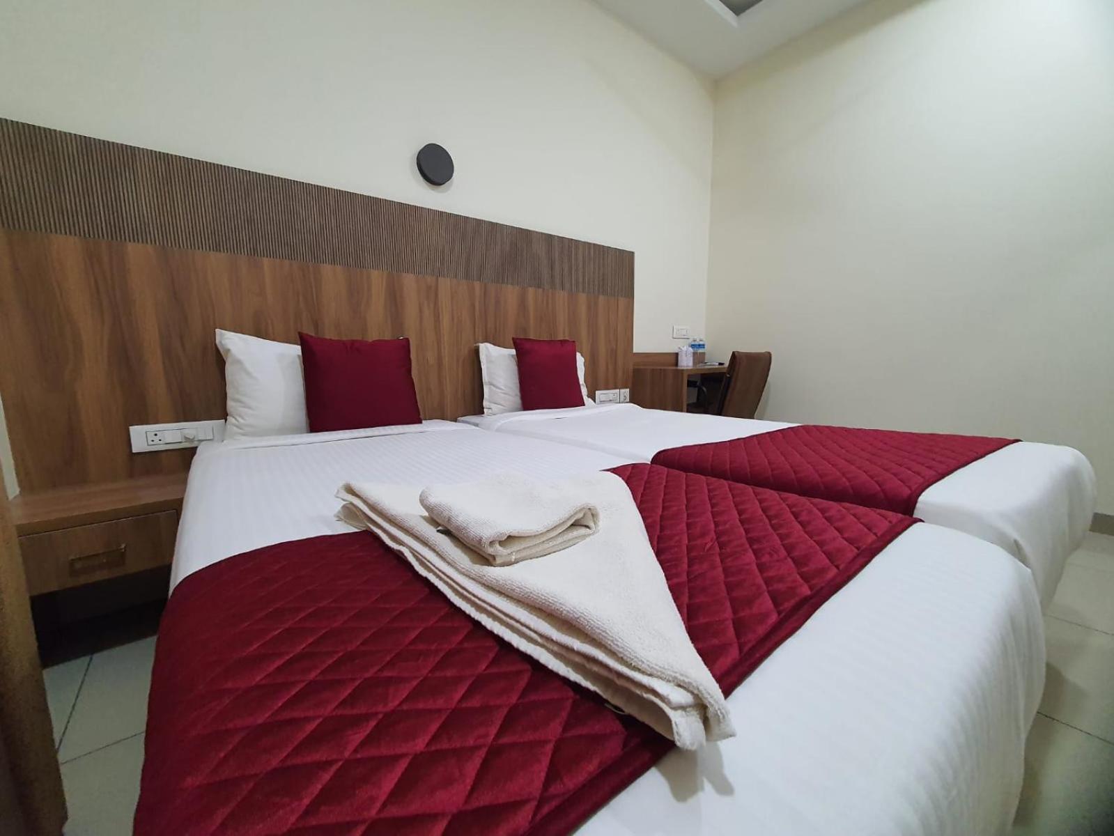 Hotel Deepakam Inn Palakkad Εξωτερικό φωτογραφία