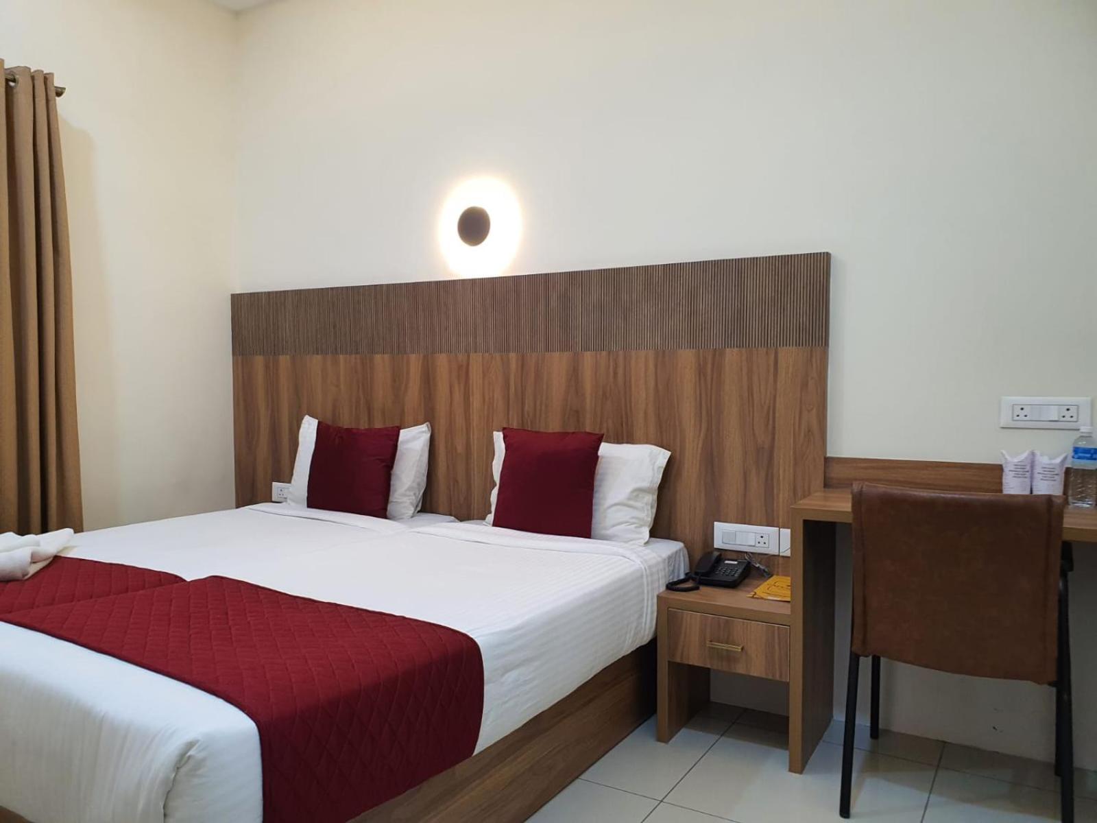 Hotel Deepakam Inn Palakkad Εξωτερικό φωτογραφία