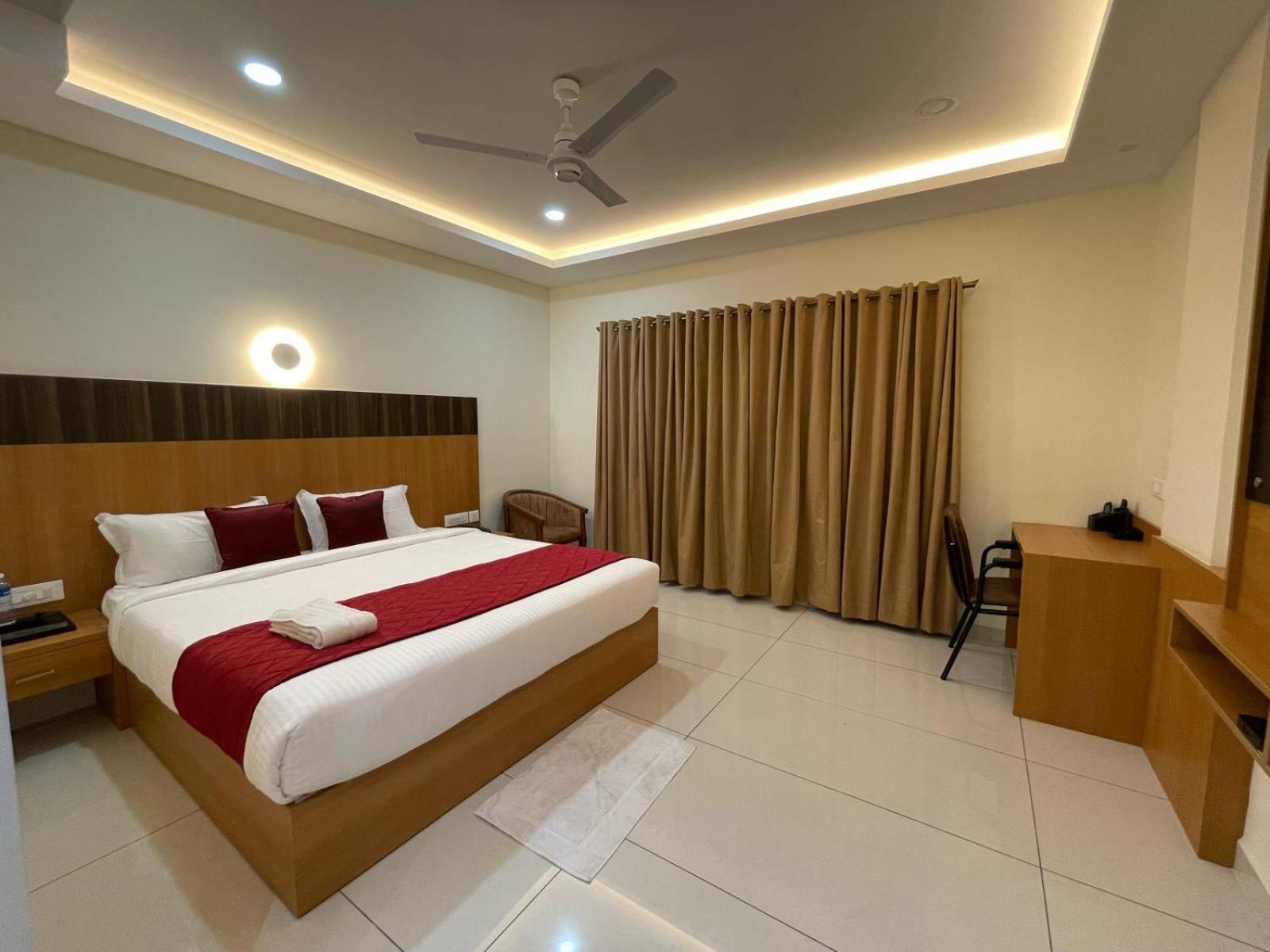 Hotel Deepakam Inn Palakkad Εξωτερικό φωτογραφία