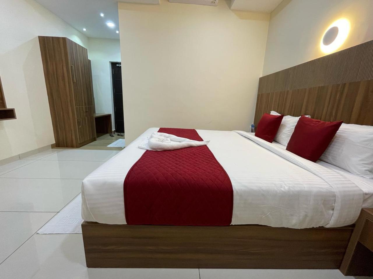 Hotel Deepakam Inn Palakkad Εξωτερικό φωτογραφία